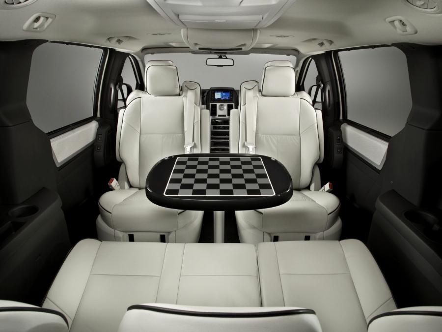  Chrysler Town & Country 2007 года  (фото 5 из 24)